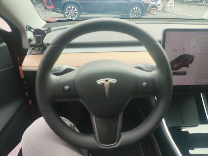 Model 3 2019 Standard Range RWD Upgraded photo 7