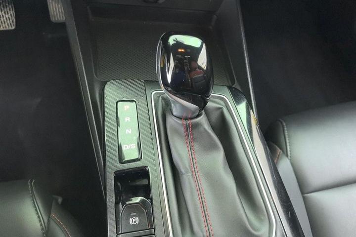 MG5 2021 Facelift 180DVVT CVT Luxury photo 7