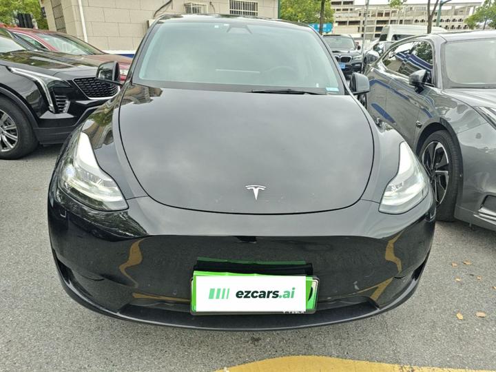Model Y 2022 RWD photo 2