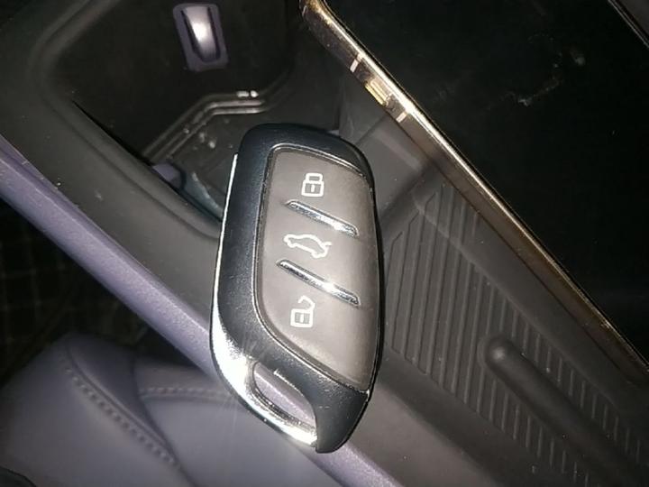 MG4 EV 2026 Facelift 437 photo 8