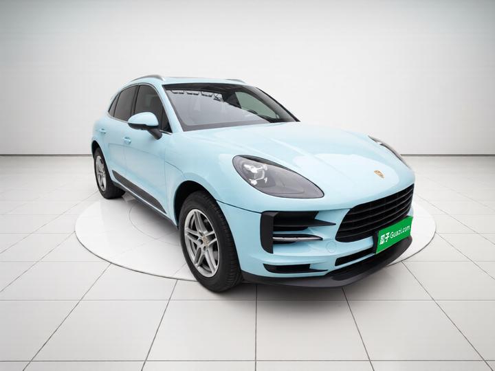 2018 Macan 2.0T photo 3