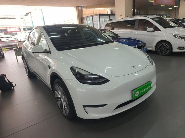 Model Y 2022 Long Range AWD photo 3