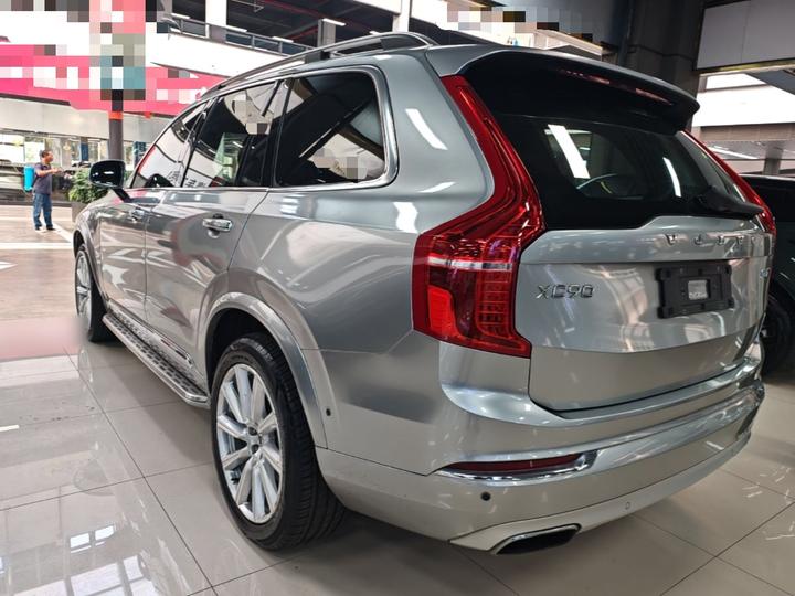 XC90 2017 T6 7-Seater photo 4