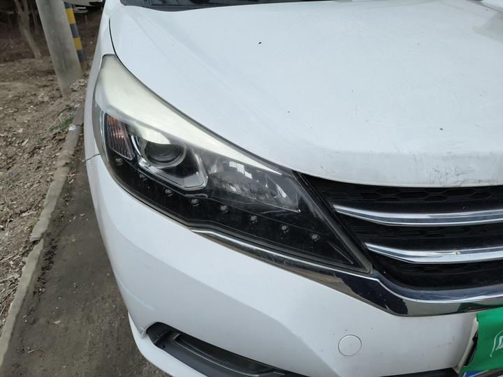 Z300 2016 1.5L MT Luxury photo 7
