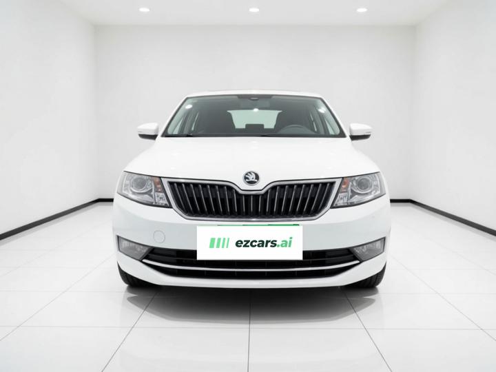 Rapid Spaceback 2019 Facelift 1.5L AT Comfort China V photo 2