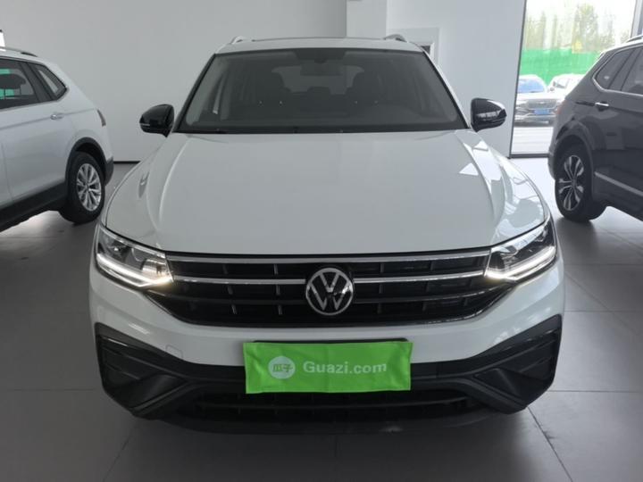 Tiguan L 2024 300TSI AT RWD photo 2