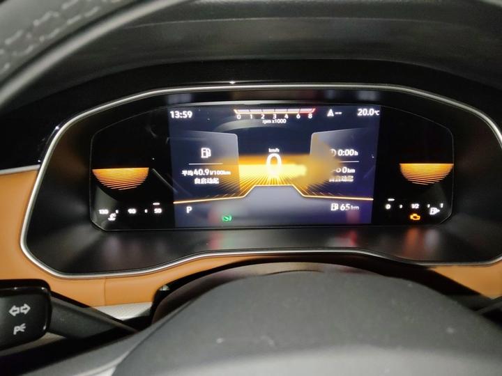 Bora 2023 200TSI DSG photo 4