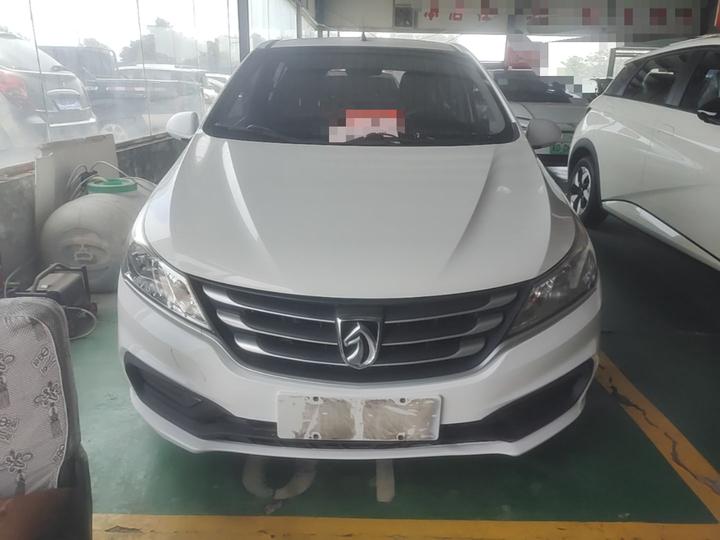 310 2016 1.2L MT Comfort photo 2