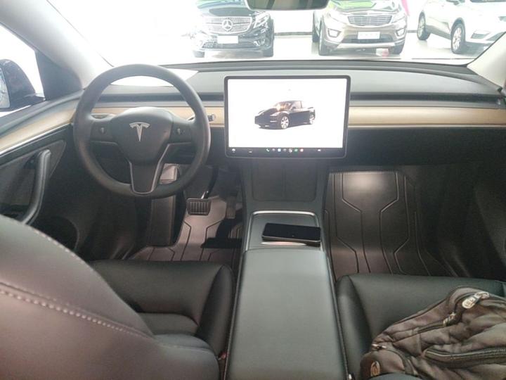 Model Y 2022 Facelift RWD photo 5