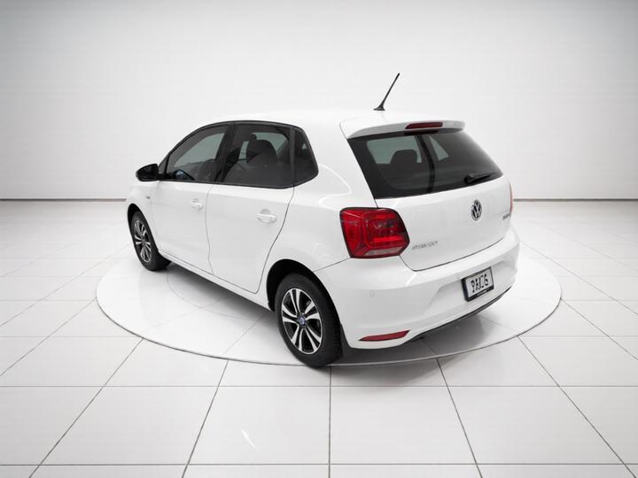 Polo 2016 1.4L MT photo 4