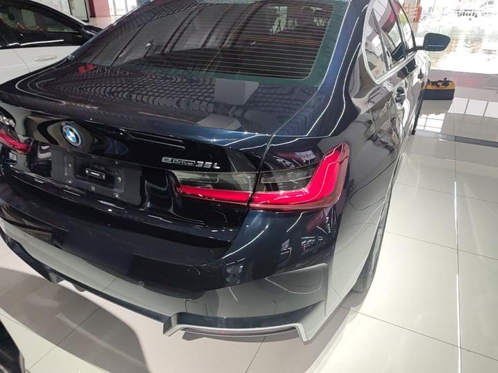 i3 2022 eDrive 35 L photo 7