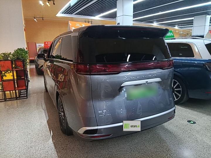 D9 2022 DM-i 970 AWD Flagship photo 4