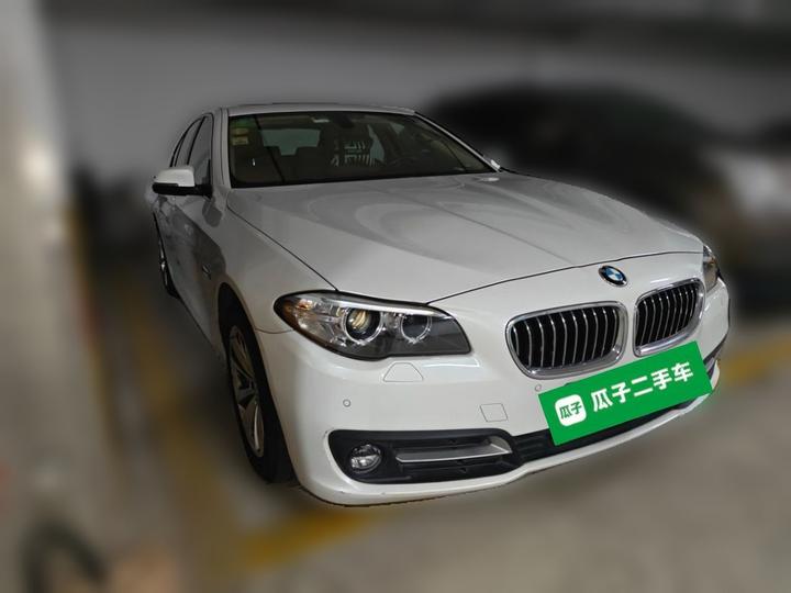 5 Series Imported 2015 520i photo 3