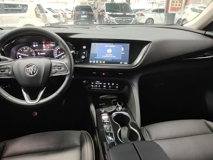 2023 Envision Plus 652T 5-Seater AWD Luxury photo 4
