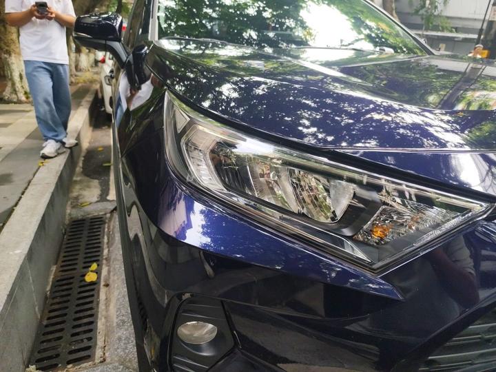 RAV4 2022 2.0L CVT RWD photo 7
