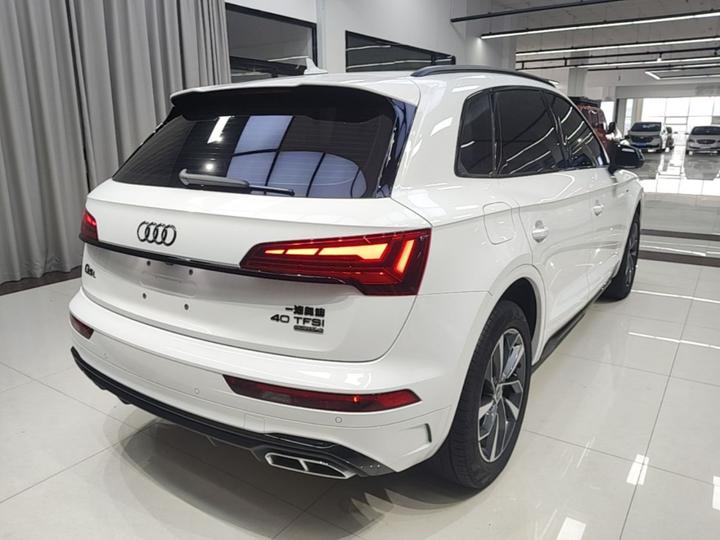 Q5L 2023 40T Luxury Dynamic photo 4