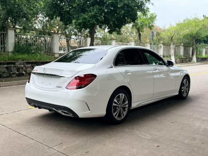 C-Class 2020 Facelift C 200 L Fashion Sport photo 4