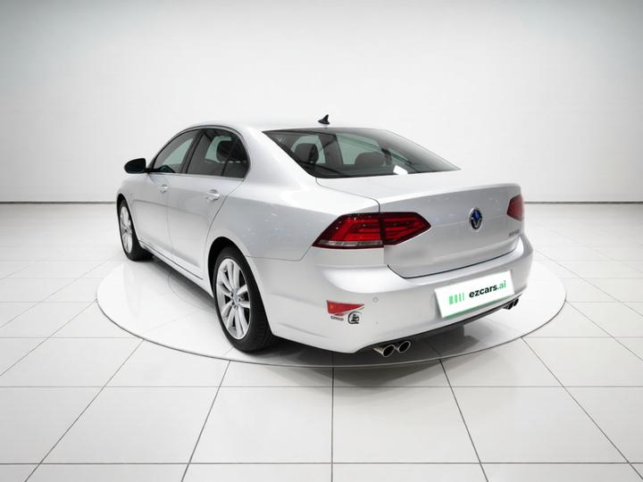 Lamando 2015 330TSI DSG Luxury photo 4