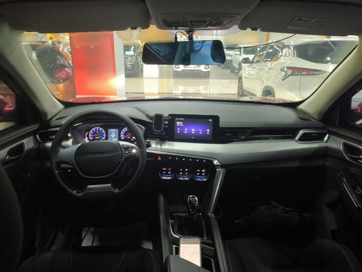BAIC X3 2019 1.5T MT Honor photo 5
