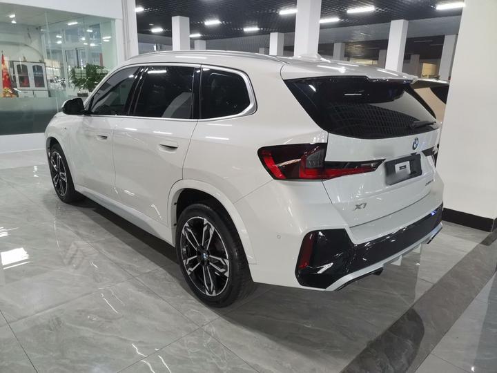 X1 2023 sDrive25Li M Sport Package photo 3