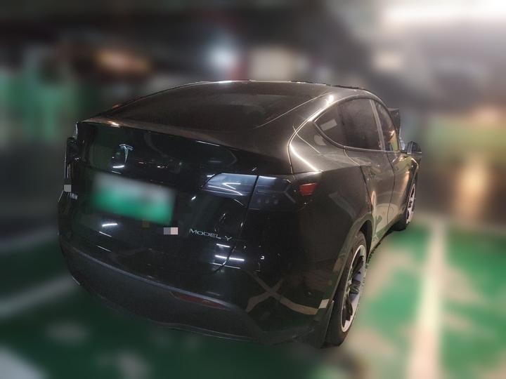 Model Y 2023 RWD photo 6