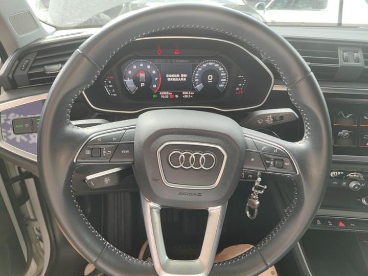 Q3 2019 35 TFSI Progressive Dynamic photo 2