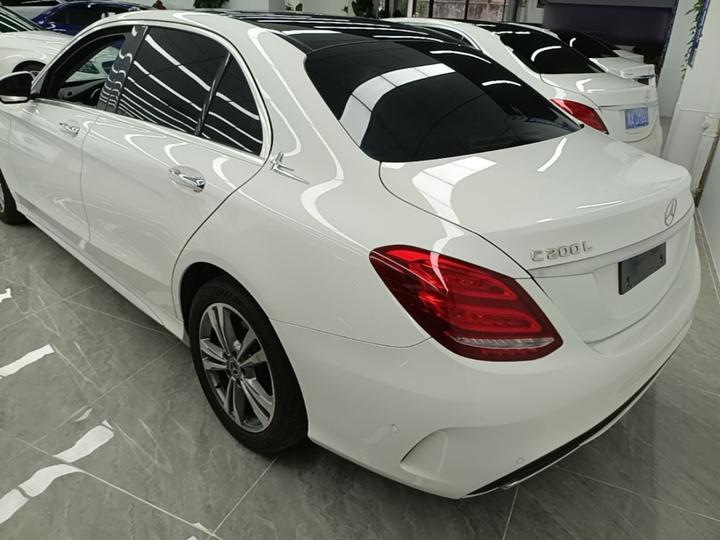 C-Class 2017 Facelift C 200 L Sport photo 4
