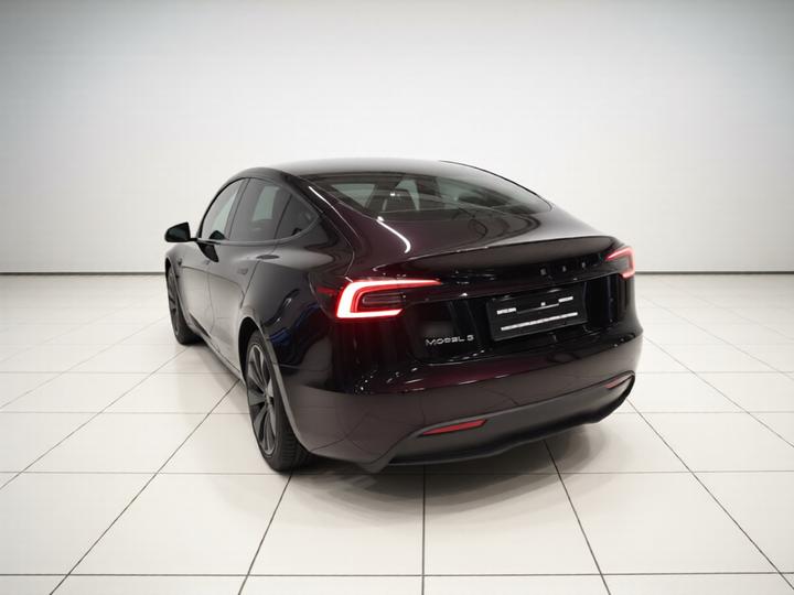 Model 3 2023 RWD photo 4