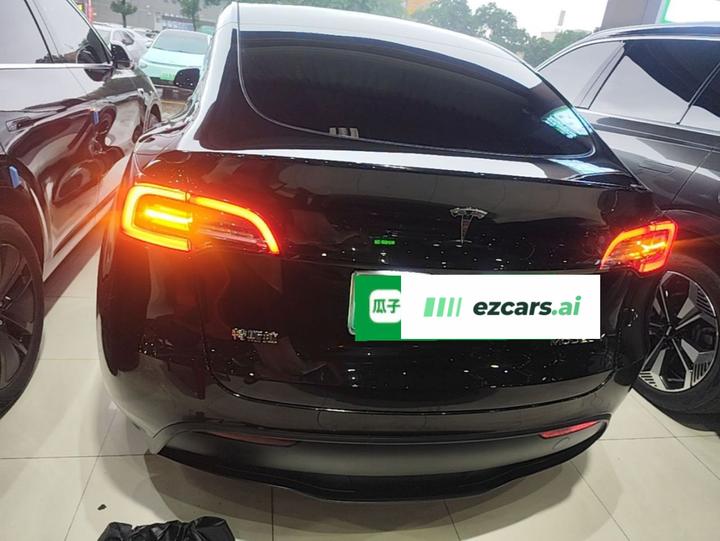 Model Y 2022 Facelift RWD photo 3