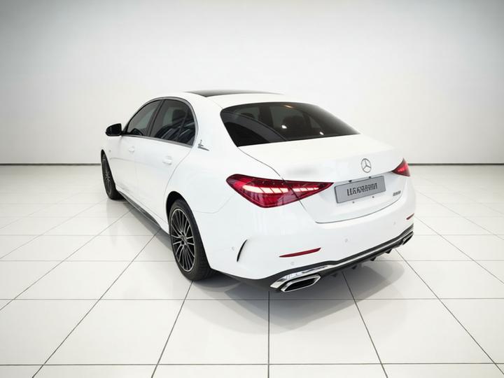 C-Class 2025 C 260 L Sport photo 4