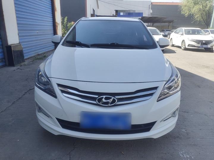 Verna 2014 1.4L MT Smart GLS photo 2
