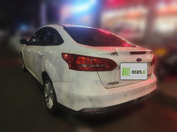 Focus 2015 Sedan 1.6L AT photo 4