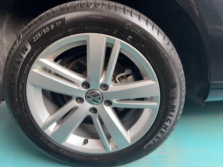 2015 1.8TSI Comfort photo 2