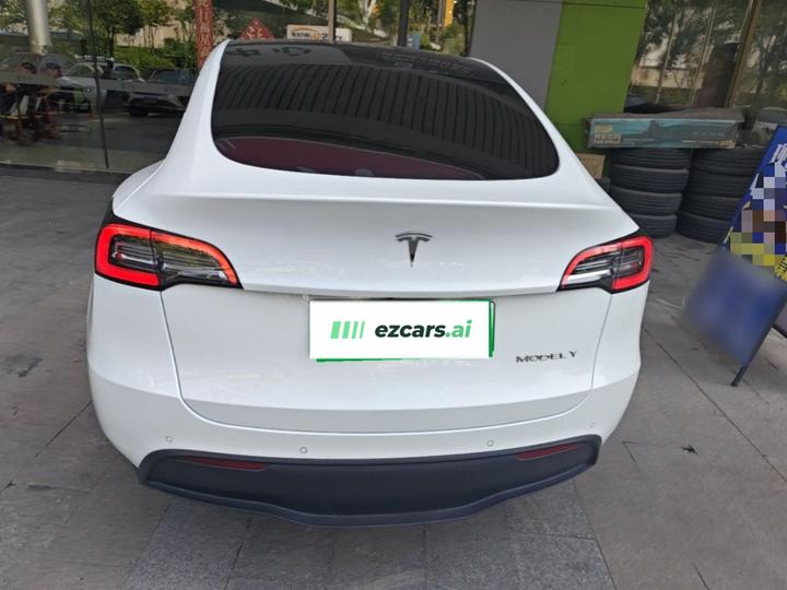 Model Y 2022 Facelift RWD photo 5