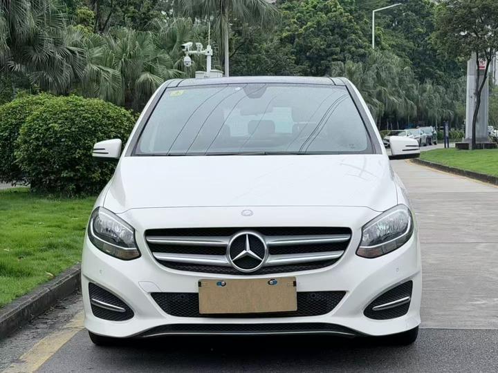B-Class 2015 B 200 Dynamic photo 2