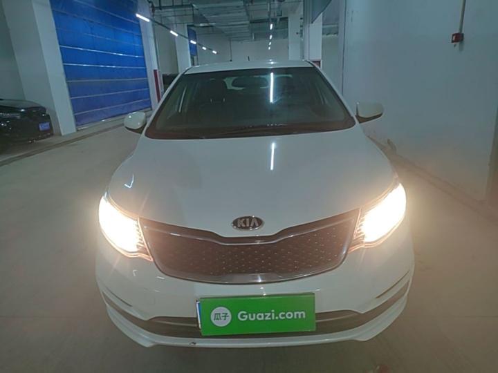 K2 2015 Sedan 1.4L MT GLS photo 2