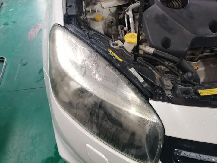 Imported 2014 2.5L RWD Comfort photo 7