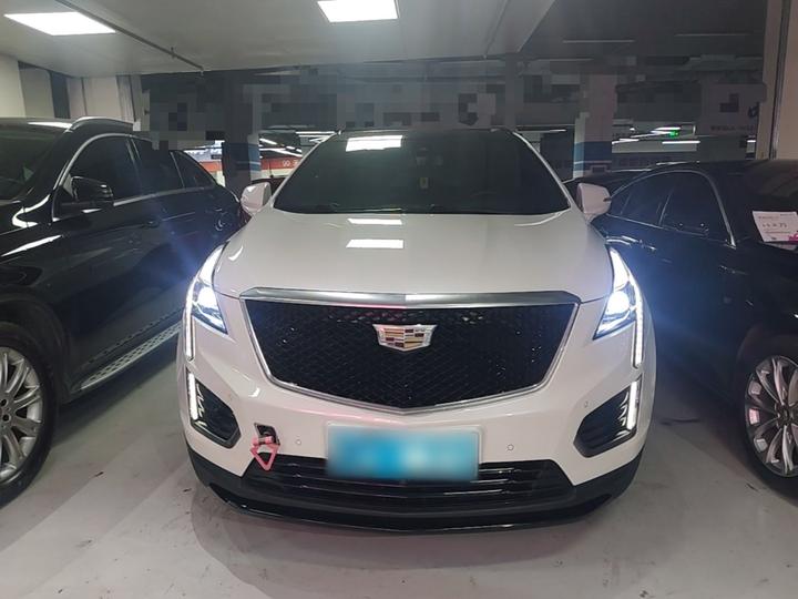 XT5 2021 28T AWD Leading Sport photo 2