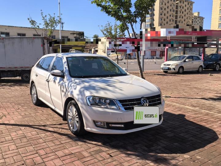 2013 1.6L AT Comfort photo 3