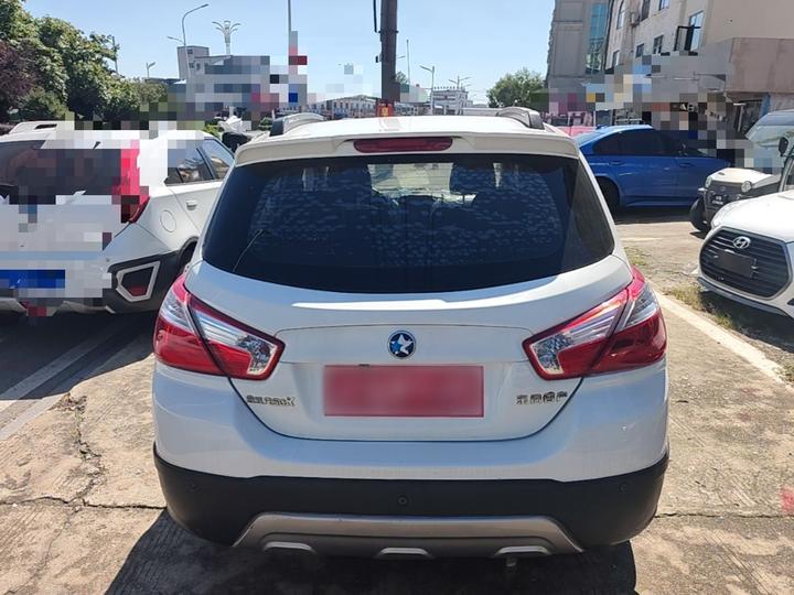 R50X 2015 1.6L AT Luxury photo 5