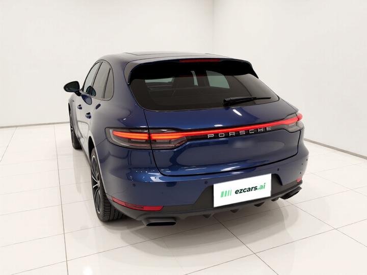 2018 Macan 2.0T photo 4