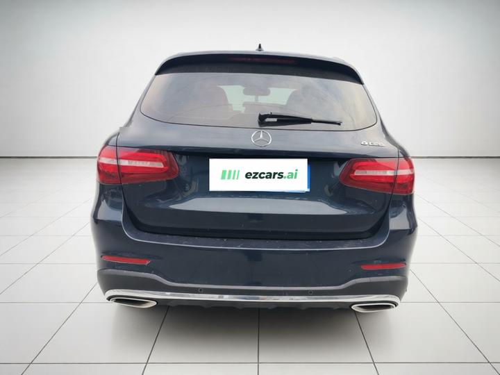 GLC 2019 GLC 260 L 4MATIC Dynamic photo 5