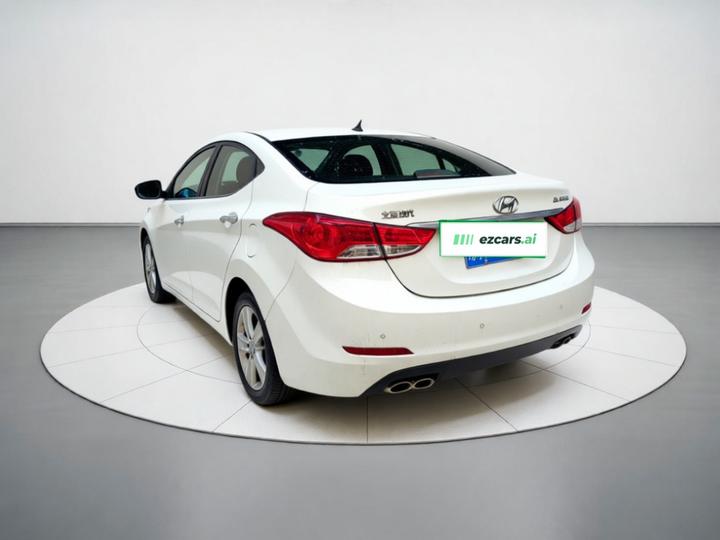 Elantra 2012 1.6L AT Leading photo 4