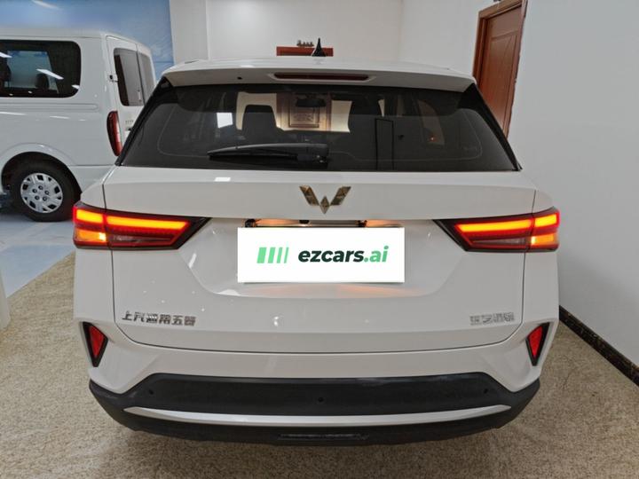 Wuling 2022 1.5L CVT photo 3