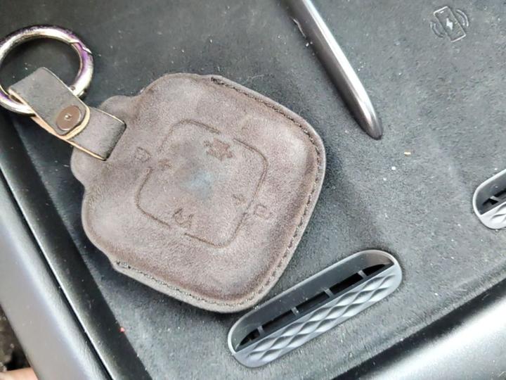 007 2024 AWD 100kWh photo 8