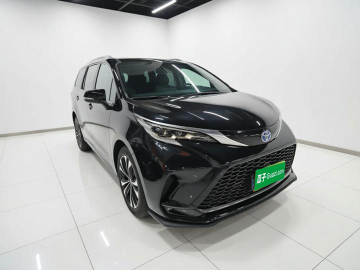 Granvia 2022 2.5L Hybrid Flagship photo 3
