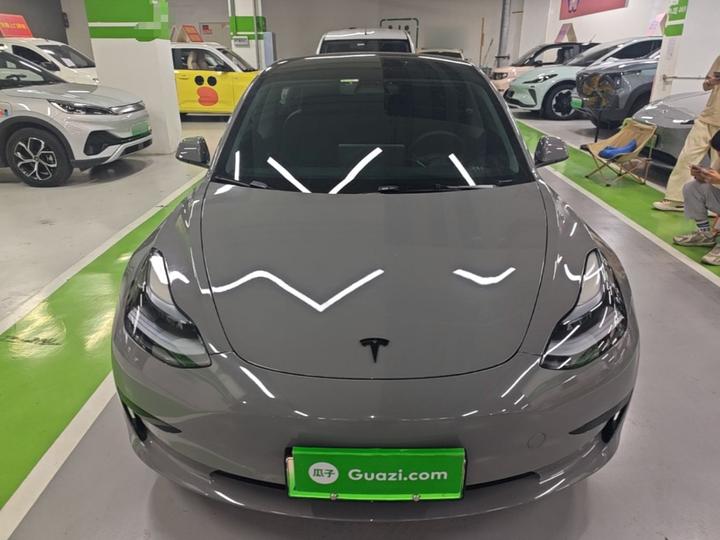 Model 3 2022 RWD photo 2