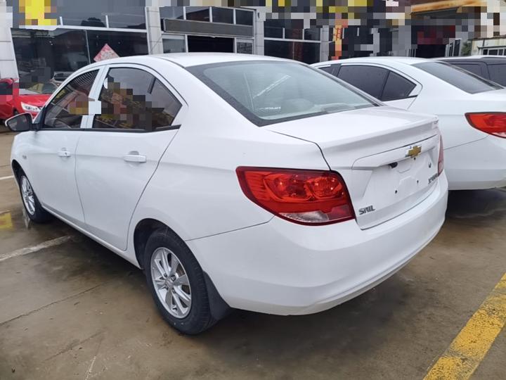 2016 3 1.3L MT Comfort photo 4