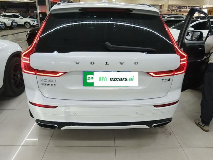 XC60 2021 T5 AWD Sport photo 3