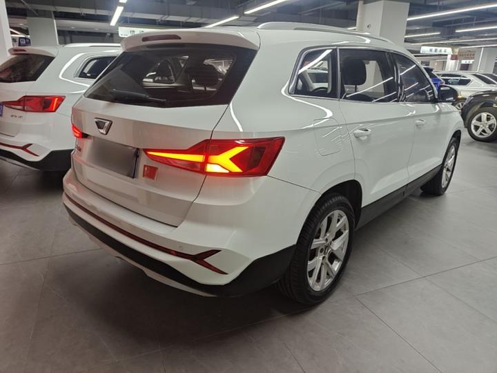 VS7 2023 280TSI AT Progressive photo 6